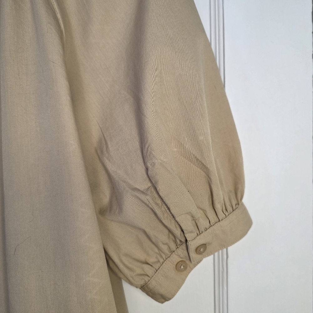 Lauren Ralph Lauren Cotton Broadcloth Puff-Sleeve Shirt – Size M - Tan - Picture 4 of 5